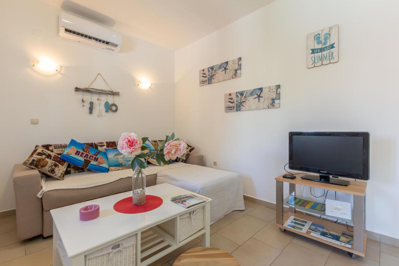 Apartments Ema & Mislav With Terrace Baška Zewnętrze zdjęcie