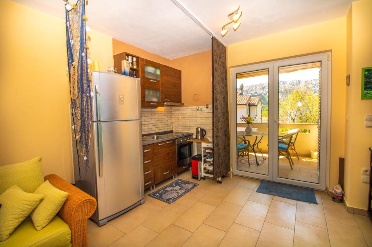 Apartments Ema & Mislav With Terrace Baška Zewnętrze zdjęcie