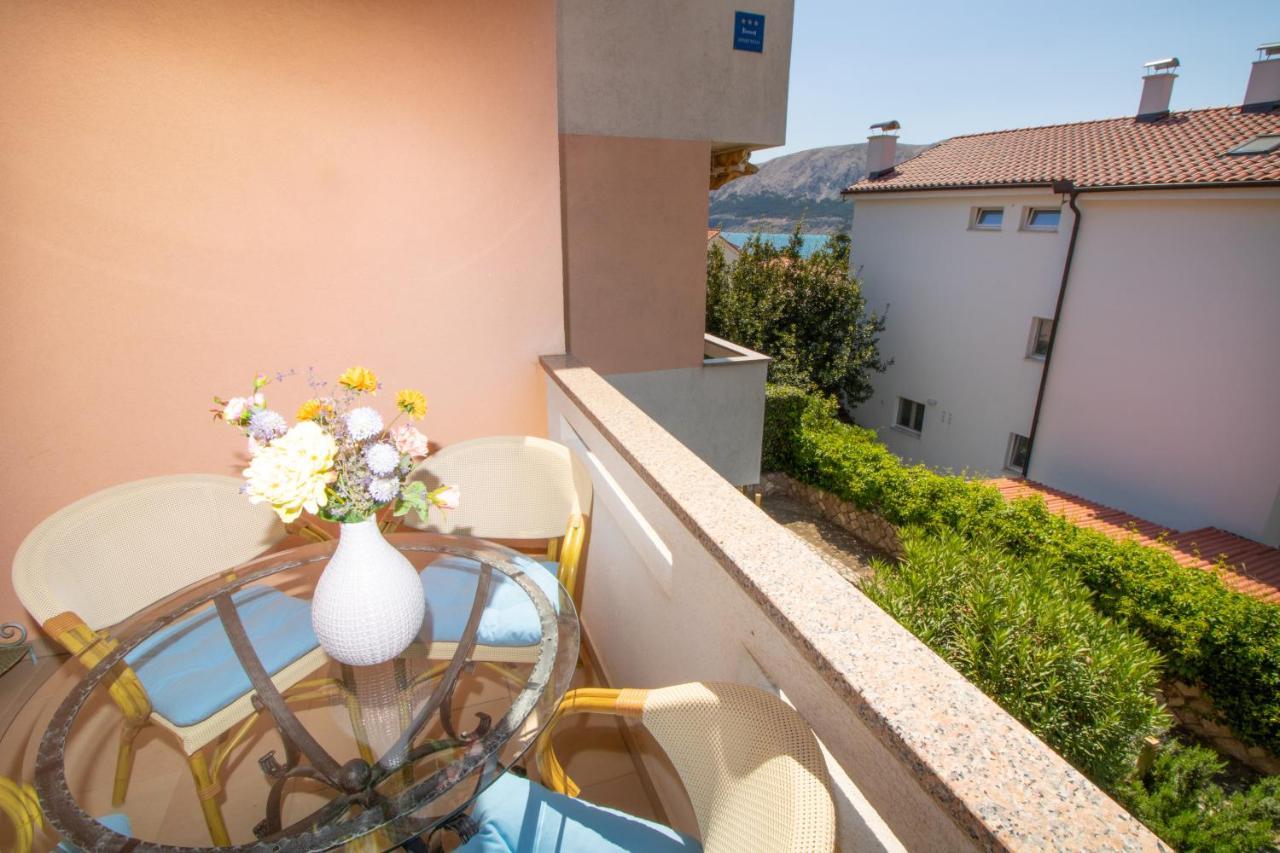 Apartments Ema & Mislav With Terrace Baška Zewnętrze zdjęcie